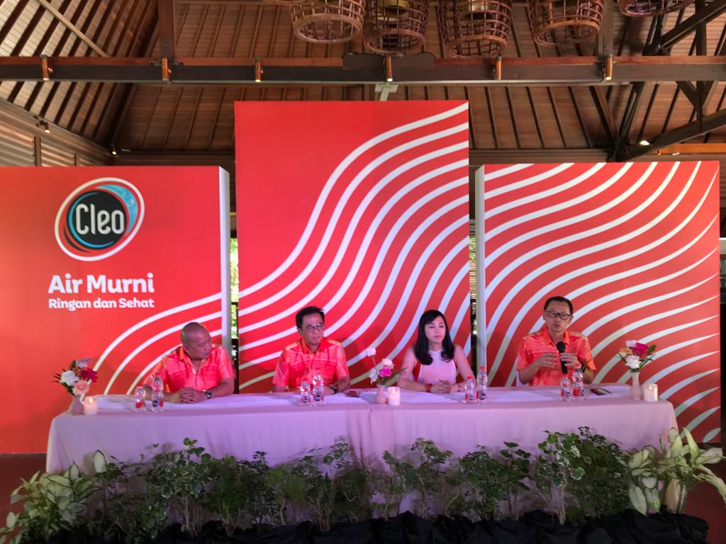 Persaingan air minum dalam kemasan semakin ketat Persaingan air minum dalam kemasan semakin ketatÂ