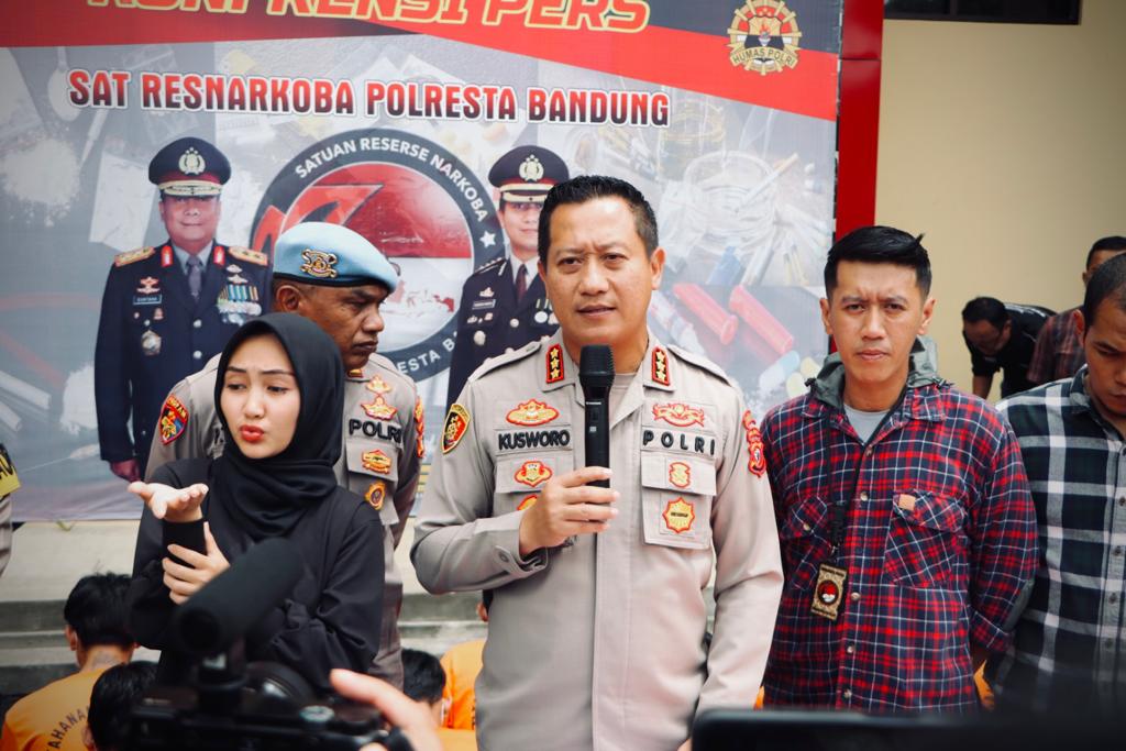 Polresta Bandung ungkap 32 kasus narkotika, 39 tersangka diamankan Polresta Bandung ungkap 32 kasus narkotika, 39 tersangka diamankan