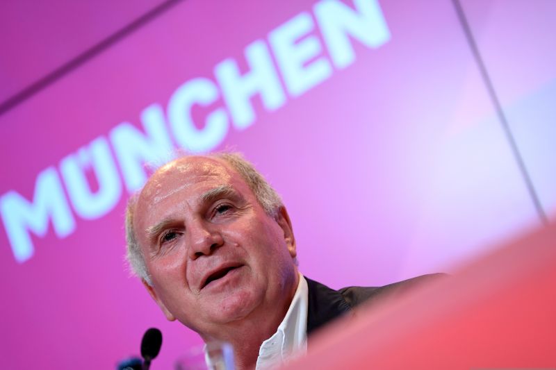 Hoeness cemaskan pengaruh dana asing ke klub-klub besar Eropa Hoeness cemaskan pengaruh dana asing ke klub-klub besar Eropa