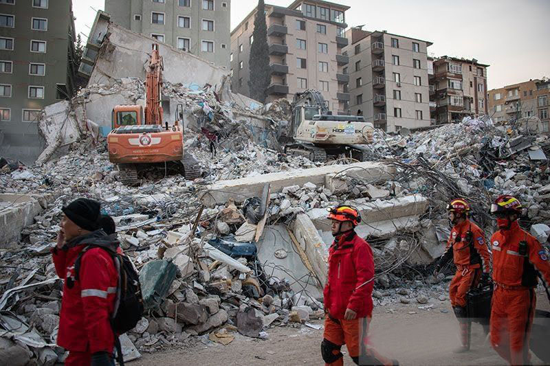 Seorang warga Lombok ditemukan meninggal di reruntuhan gedung Turki
