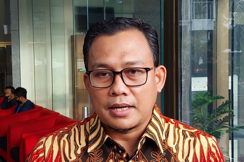 KPK panggil manajer PT Antam sebagai saksi kasus korupsi anoda logam KPK panggil manajer PT Antam sebagai saksi kasus korupsi anoda logam