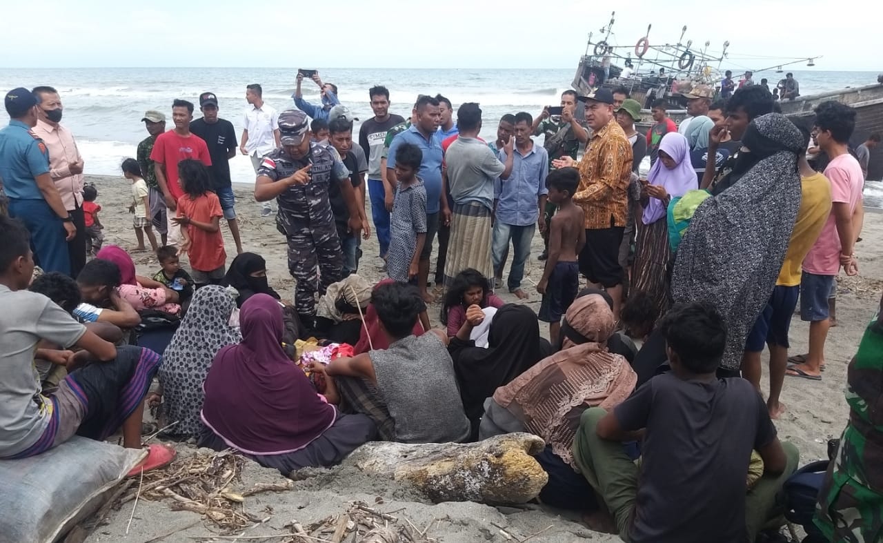 69 imigran Rohingya kembali terdampar di Aceh 69 imigran Rohingya kembali terdampar di Aceh