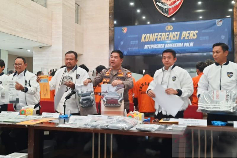 Teliti sebelum mengeklik pesan untuk hindari phising Teliti sebelum mengeklik pesan untuk hindari phising