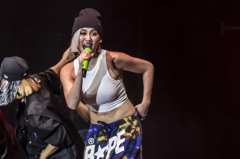 Agnez Mo menang dua penghargaan di WPVR 2022 Year-End Pinnacle Awards Agnez Mo menang dua penghargaan di WPVR 2022 Year-End Pinnacle Awards
