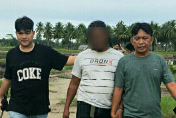 Polisi amankan terduga pelaku pembunuhan di Bintauna Pantai Polisi amankan terduga pelaku pembunuhan di Bintauna Pantai