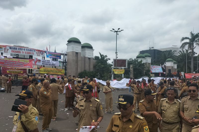 Ratusan kepala desa tuntut perpanjangan jabatan jadi sembilan tahun