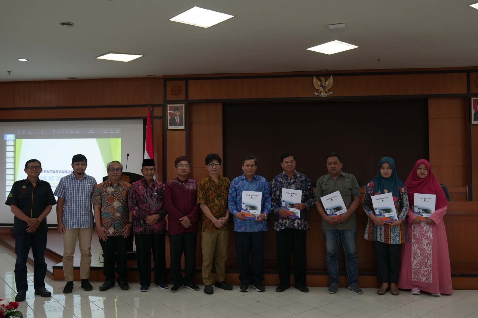 UMY salurkan Rp1,2 miliar zakat institusi UMY salurkan Rp1,2 miliar zakat institusi