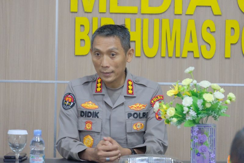 Polisi dalami dua orang meninggal diduga karena minuman oplosan Polisi dalami dua orang meninggal diduga karena minuman oplosan