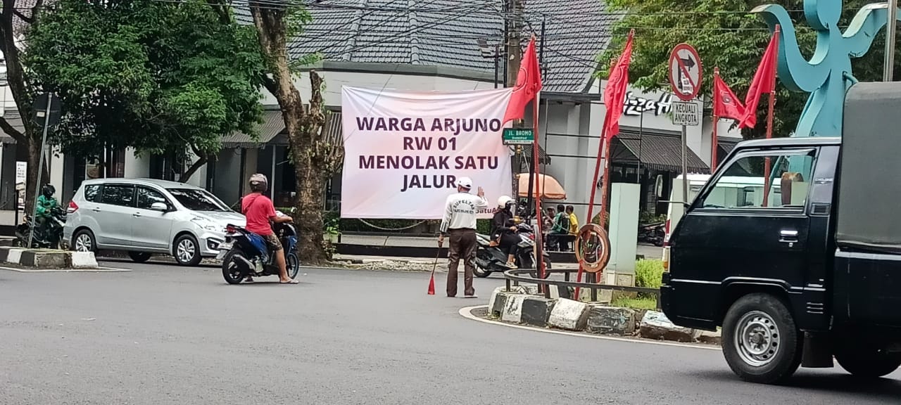 Konsep satu arah di Kecamatan Klojen, Malang diubah jadi pengaturan lalin Konsep satu arah di Kecamatan Klojen, Malang diubah jadi pengaturan lalinÂ