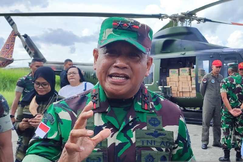 Pangdam Cenderawasih sebut kelompok bersenjata jangan jadikan warga tameng Pangdam Cenderawasih sebut kelompok bersenjata jangan jadikan warga tameng