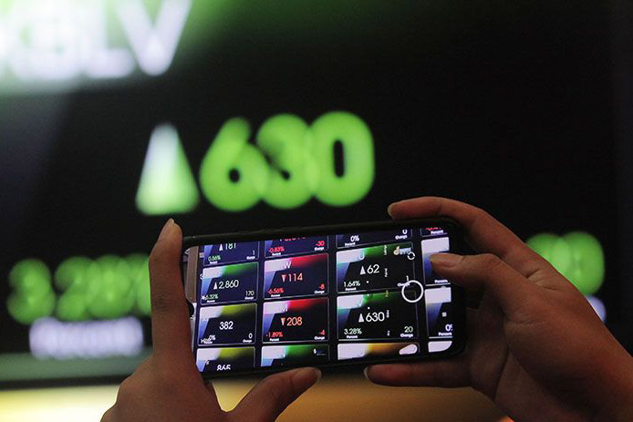 IHSG Selasa dibuka menguat 27,3 poin IHSG Selasa dibuka menguat 27,3 poin