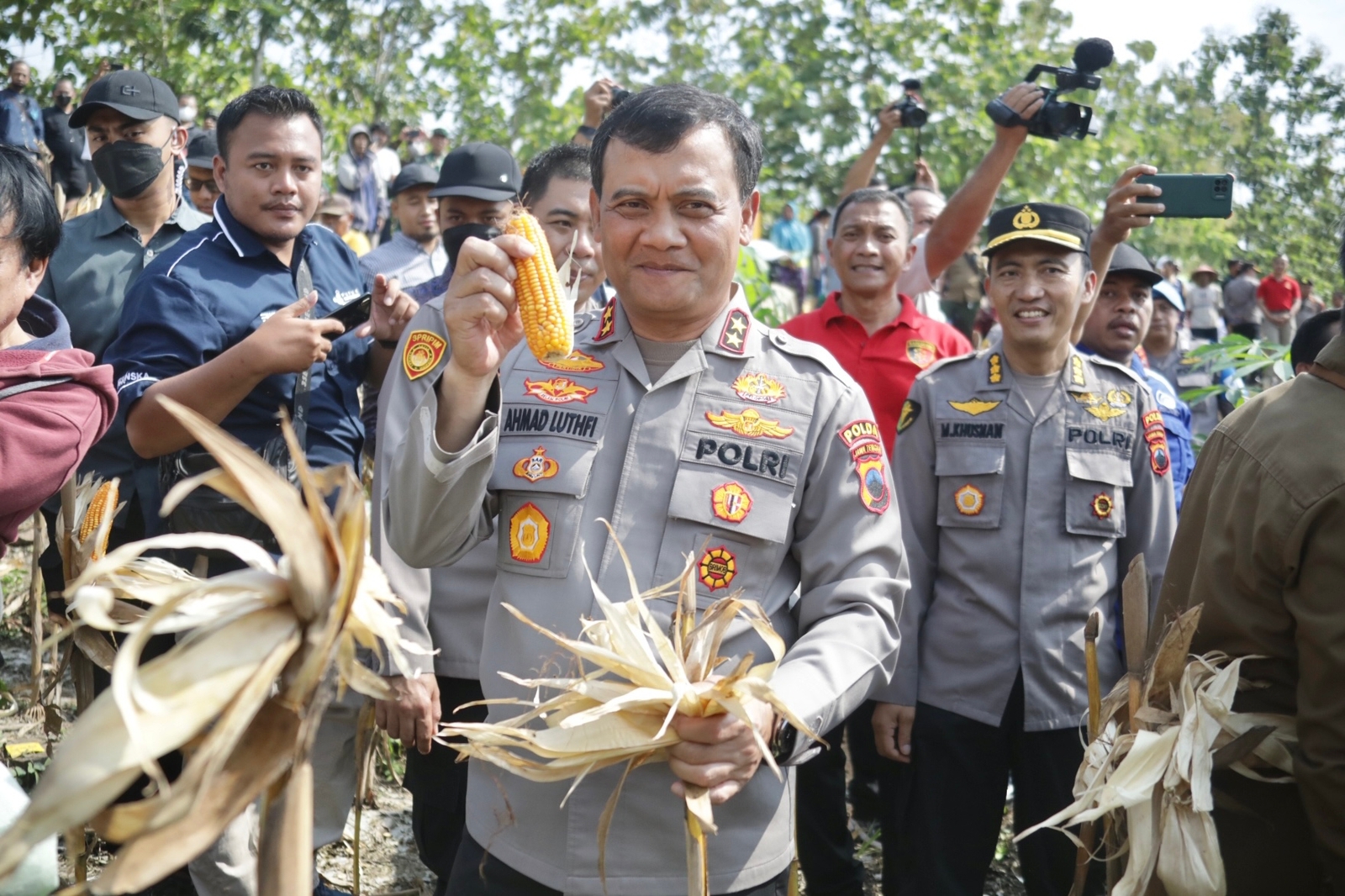Dukung ketahanan pangan, Polda Jateng gandeng Perhutani gelar program tanam jagung Dukung ketahanan pangan, Polda Jateng gandeng Perhutani gelar program tanam jagung