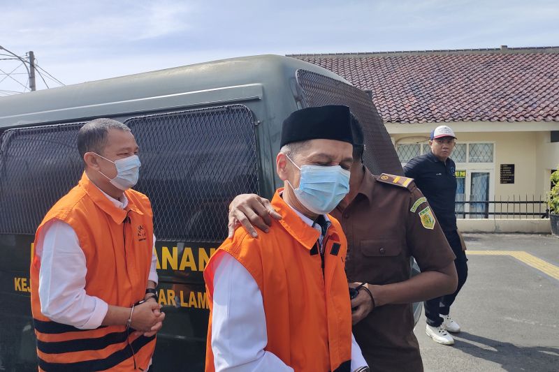 Terdakwa kasus suap Unila jalani sidang pembacaan dakwaan Terdakwa kasus suap Unila jalani sidang pembacaan dakwaan