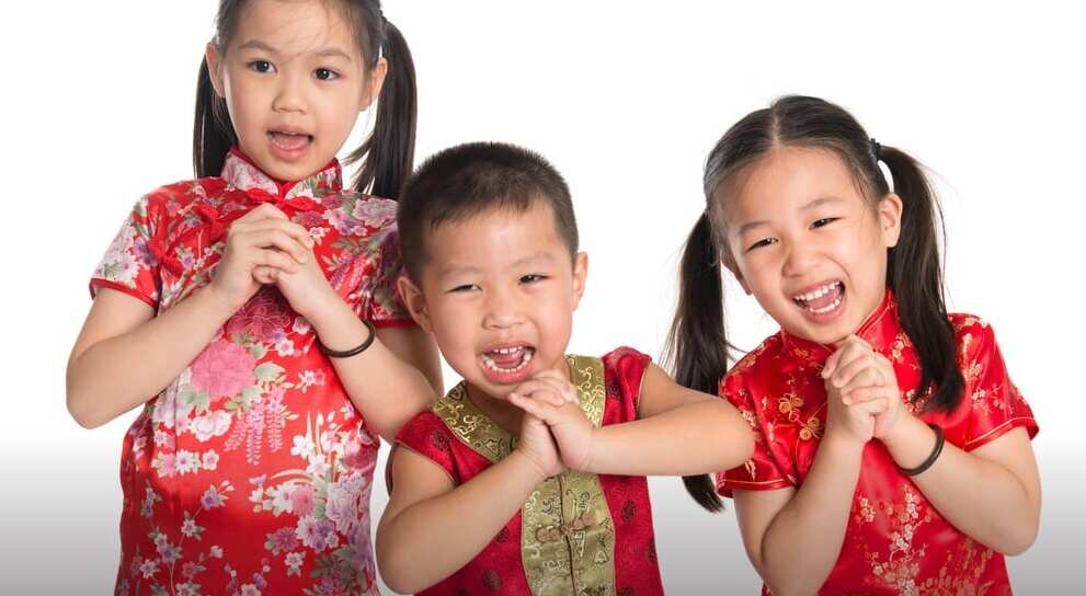 Ini beberapa rekomendasi baju imlek anak yang layak dilirik Ini beberapa rekomendasi baju imlek anak yang layak dilirik