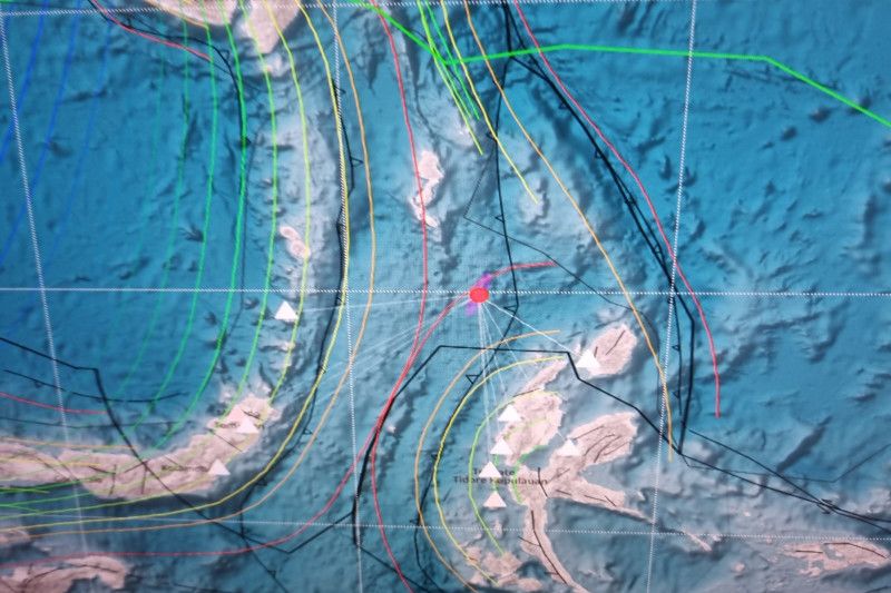 Gempa magnitudo 7,1 di Laut Maluku tidak berpotensi tsunami Gempa magnitudo 7,1 di Laut Maluku tidak berpotensi tsunami