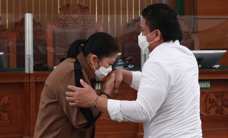 Putri Candrawathi dituntut hukuman delapan tahun penjara Putri Candrawathi dituntut hukuman delapan tahun penjara