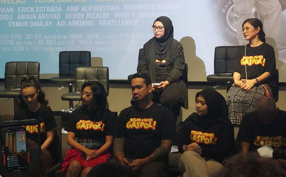Kejar Mimpi, Gaspol! Pilihan antara cita-cita dan buah hati seorang ibu