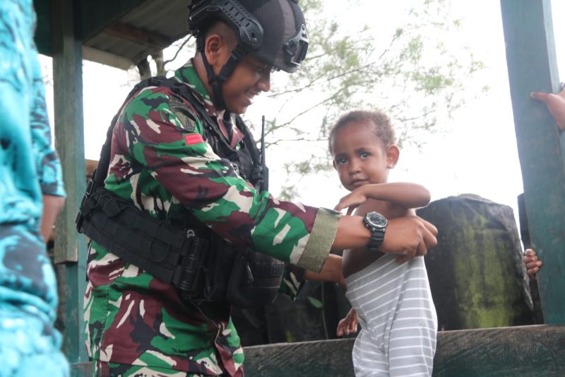 Satgas Raider komitmen menyenangkan hati warga Nduga Papua Pegunungan Satgas Raider komitmen menyenangkan hati warga Nduga Papua Pegunungan