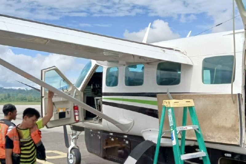Pesawat Smart Air bawa personel Damai Cartenz ditembak KKB di Homeyo Pesawat Smart Air bawa personel Damai Cartenz ditembak KKB di Homeyo