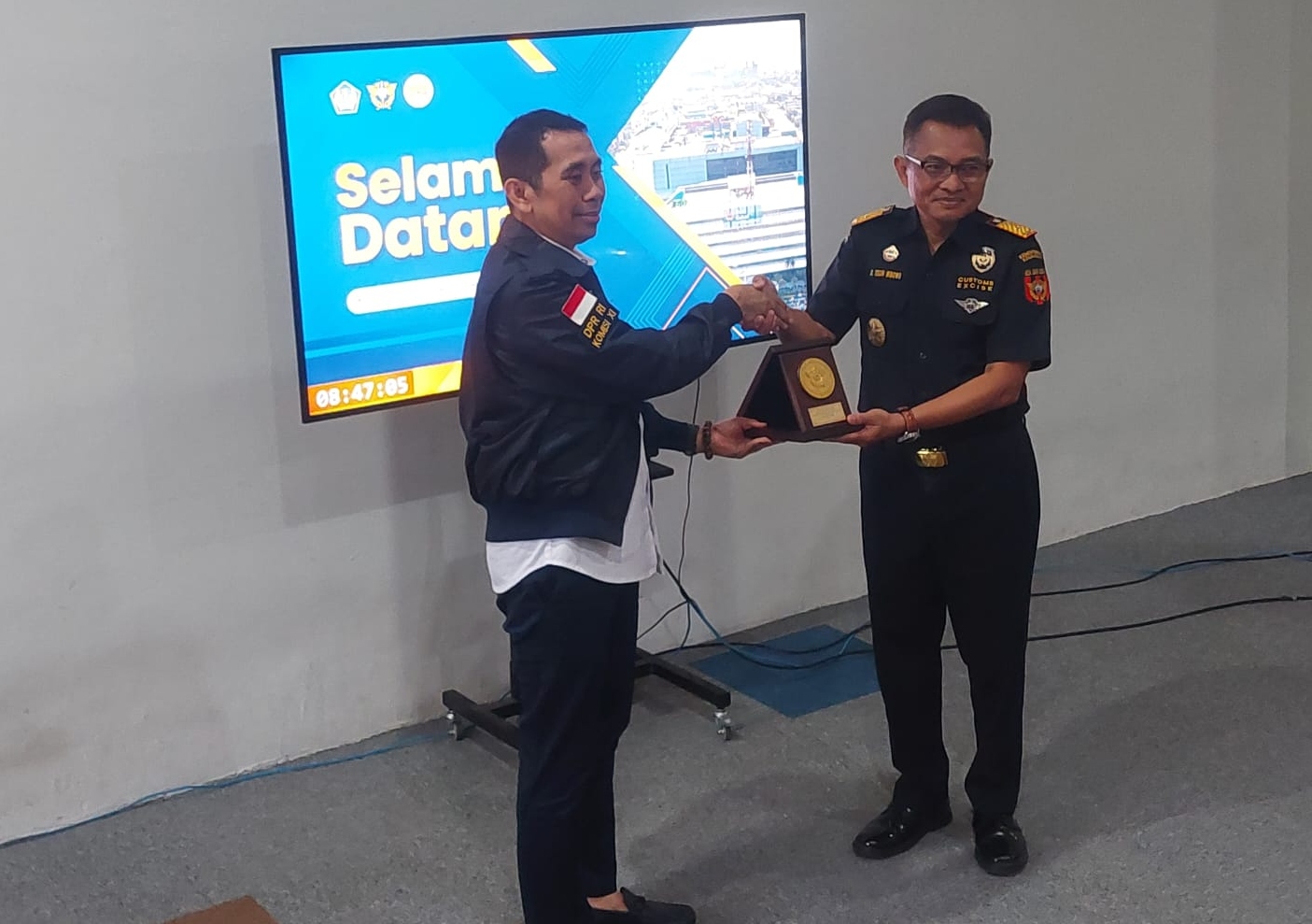 Legislator Kamrussamad minta Bea Cukai respon isu penurunan kinerja logistik RI