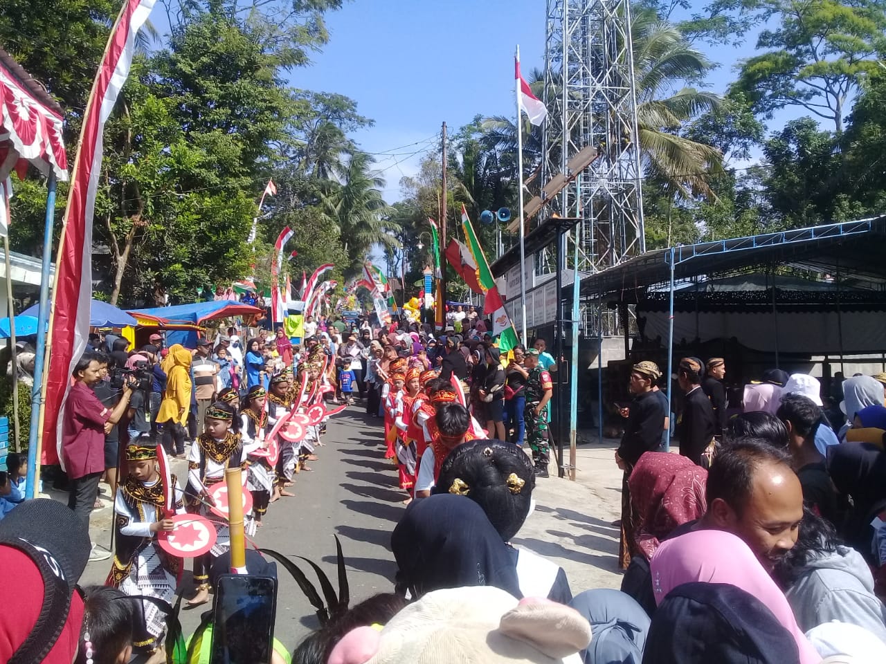 Festival Jolenan Desa Kemetul semarak Festival Jolenan Desa Kemetul semarak