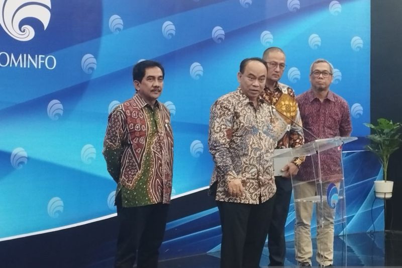 Kominfo akan kerja sama dengan opsel tangani judi online SMS blast Kominfo akan kerja sama dengan opsel tangani judi online SMS blast