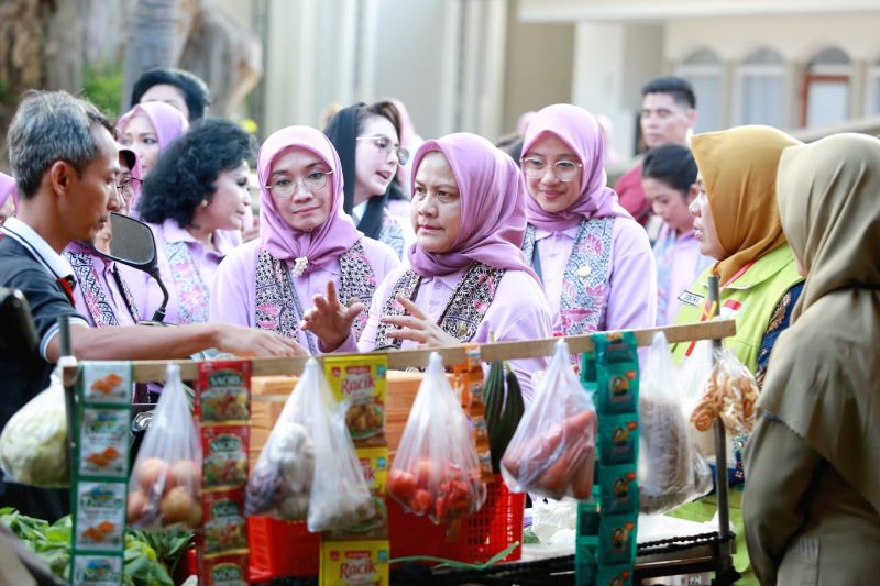 Ibu Negara apresiasi program penurunan stunting di Banyuwangi Ibu Negara apresiasi program penurunan stunting di Banyuwangi
