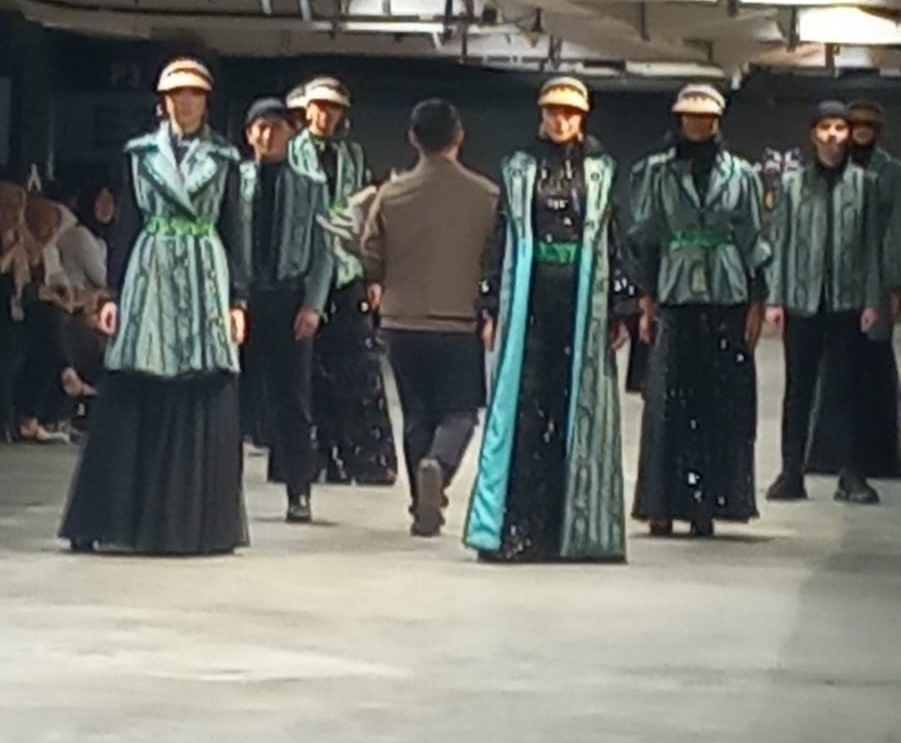 Motif wastra curi perhatian di ajang Jakarta Food and Fashion Festival 2023