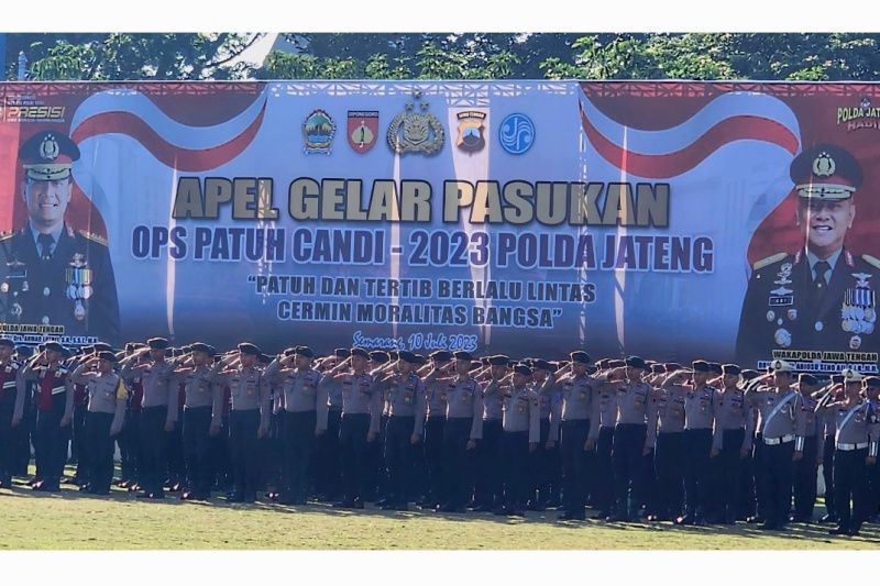 Dirlantas minta personel Operasi Patuh Candi 2023 jangan pungli dan arogan Dirlantas minta personel Operasi Patuh Candi 2023 jangan pungli dan arogan