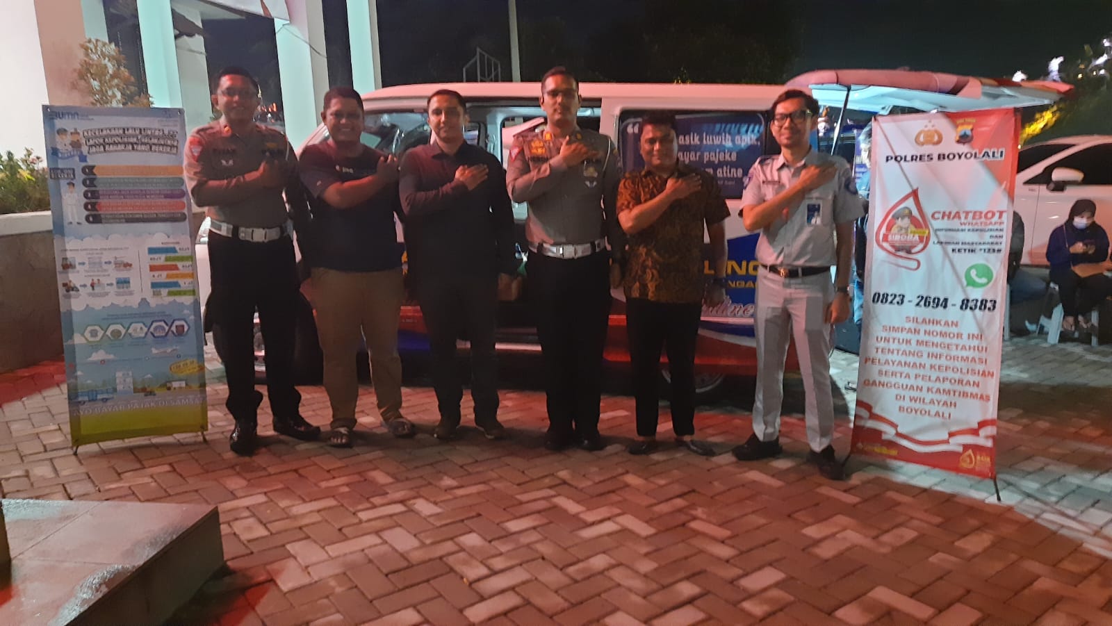 Mudahkan masyarakat bayar pajak, Satlantas buka samsat malam Minggu Mudahkan masyarakat bayar pajak, Satlantas buka samsat malam Minggu