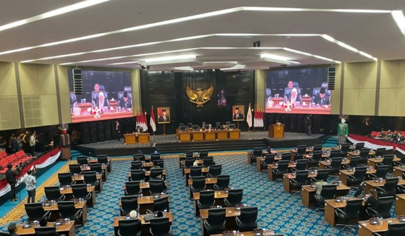 Badan Kehormatan DPRD DKI tunggu laporan resmi terkait Cinta Mega