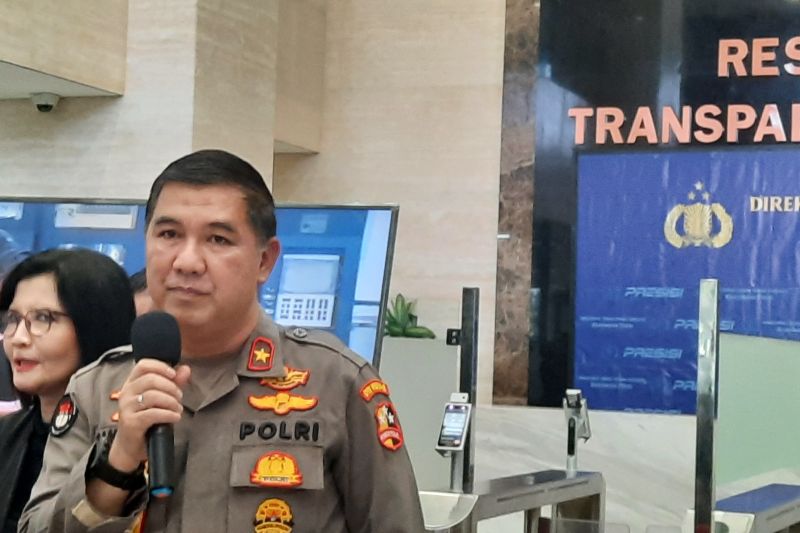 Bareskrim periksa 27 saksi terkait senjata api ilegal Dito Mahendra Bareskrim periksa 27 saksi terkait senjata api ilegal Dito Mahendra