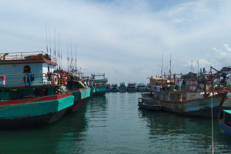 BMKG minta nelayan waspadai gelombang laut hingga enam meter di Bali BMKG minta nelayan waspadai gelombang laut hingga enam meter di Bali