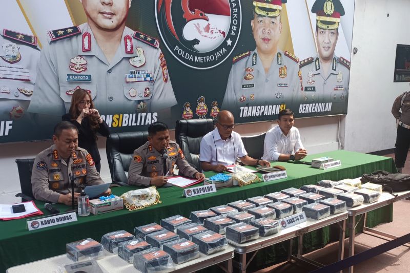 Polda Metro Jaya ungkap kasus peredaran sabu 36 kilogram di Depok Polda Metro Jaya ungkap kasus peredaran sabu 36 kilogram di Depok