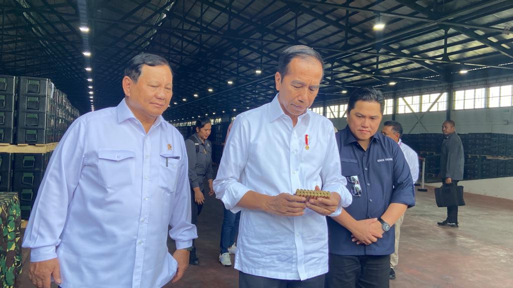 Kunjungi PT.Pindad Turen, Presiden jajal Ranops Maung 
