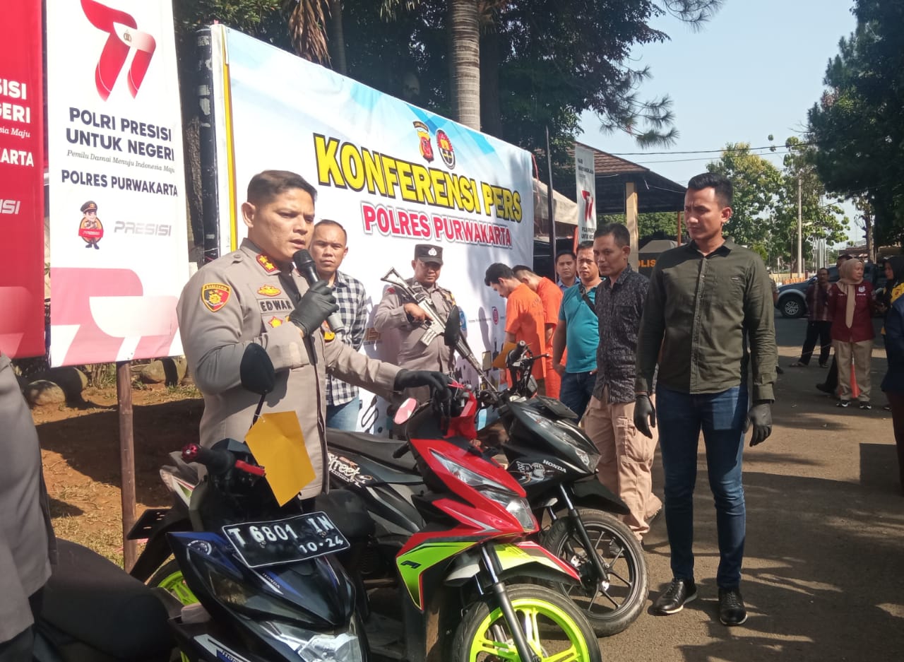 Satreskrim Polres Purwakarta bongkar jaringan curanmor di 10 TKP Satreskrim Polres Purwakarta bongkar jaringan curanmor di 10 TKP
