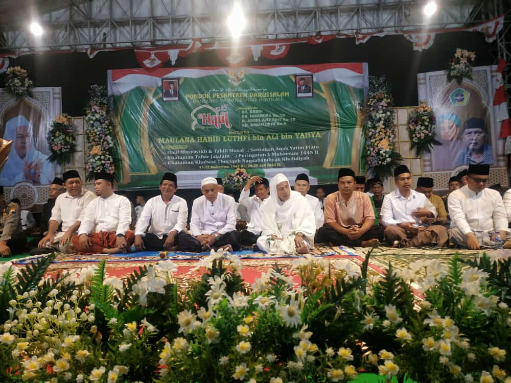 Jaga persatuan dan kesatuan, ribuan warga Boyolali ikuti tahlil massal