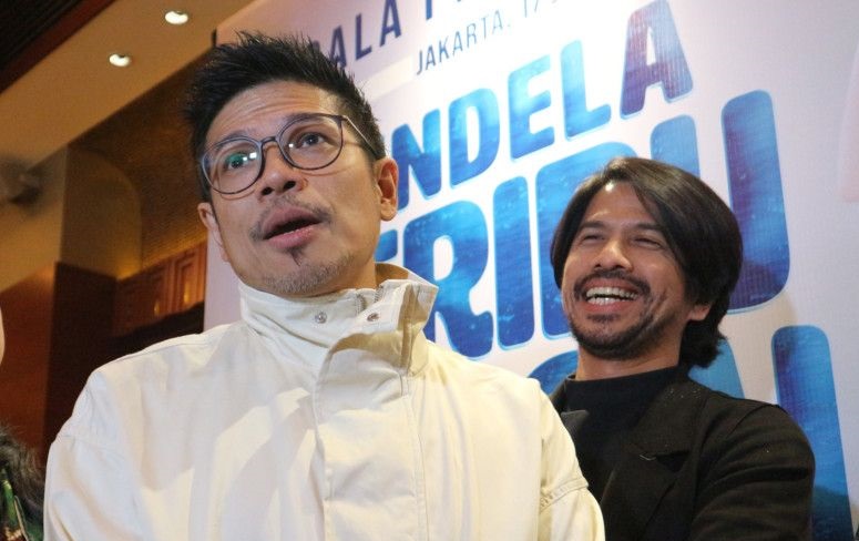Ariyo Wahab dan Bima jadi orang Banjar di Jendela Seribu Sungai Ariyo Wahab dan Bima jadi orang Banjar di Jendela Seribu Sungai