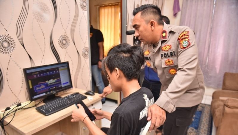 Kemenkominfo imbau masyarakat aktif laporkan konten judi online