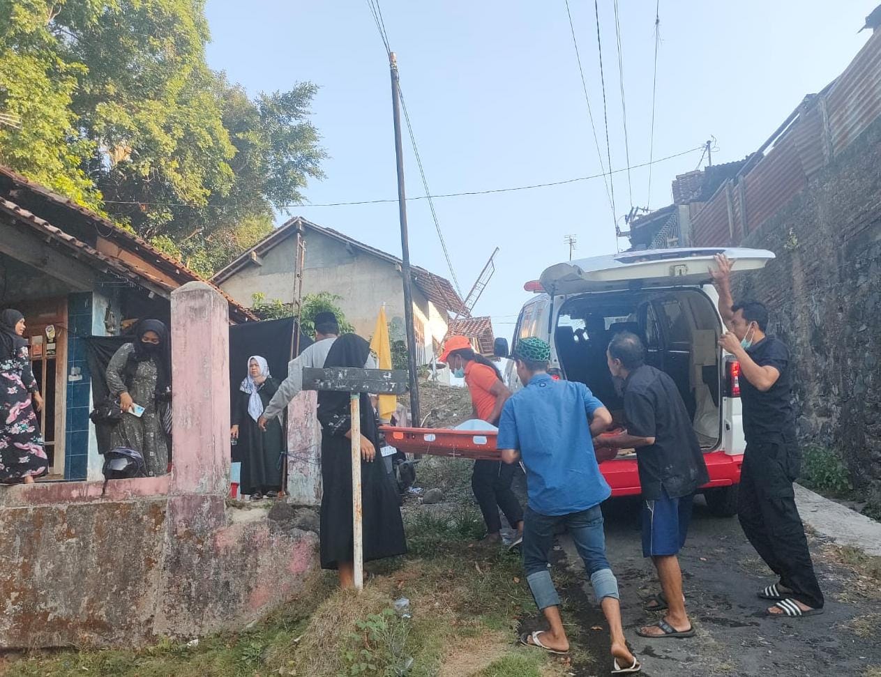 BPBD imbau pendakian libatkan anak diawasi secara ketat hindari korban BPBD imbau pendakian libatkan anak diawasi secara ketat hindari korban