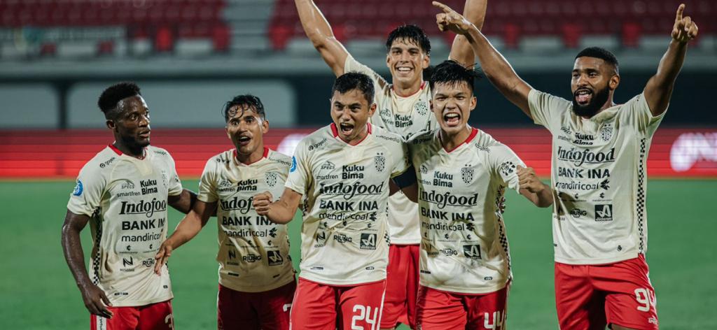 Bali United FC menang 3-1 lawan Arema FC Bali United FC menang 3-1 lawan Arema FC