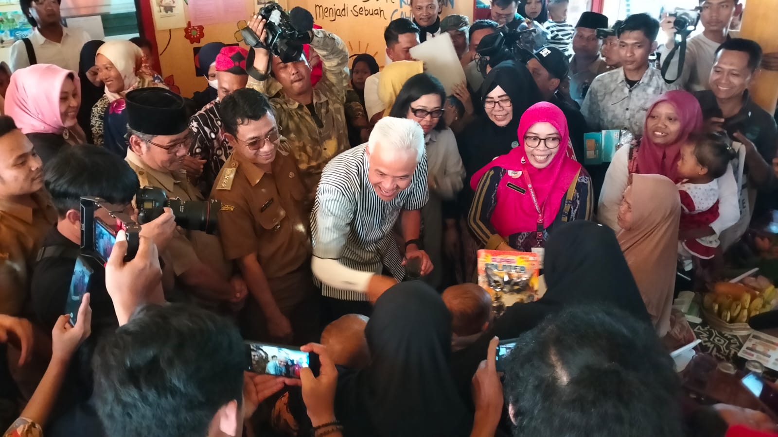 Pemprov Jateng minta daerah laporan intensif soal kewaspadaan Antraks Pemprov Jateng minta daerah laporan intensif soal kewaspadaan Antraks