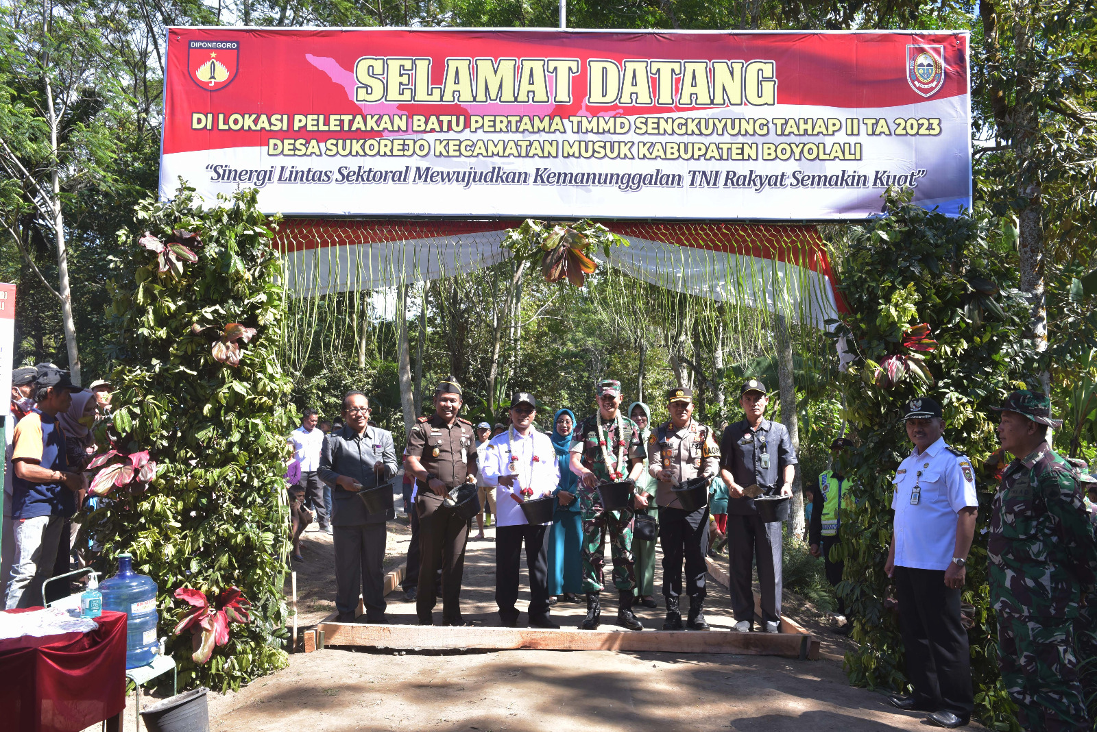 Kodim 0724 dan Pemkab Boyolali buka TMMD Sengkuyung 2023 di Kecamatan Musuk Kodim 0724 dan Pemkab Boyolali buka TMMD Sengkuyung 2023 di Kecamatan Musuk