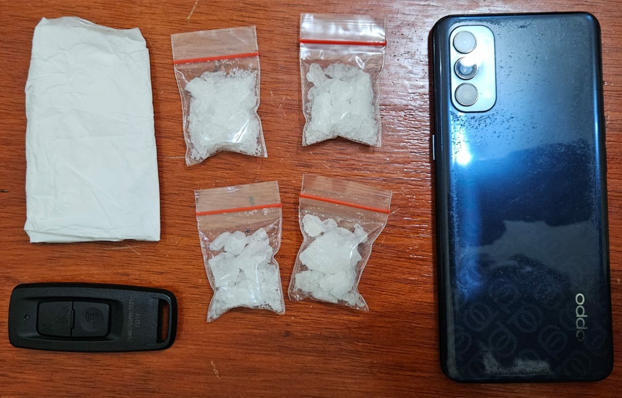 Tim Opsnal Satresnarkoba Polres Lhokseumawe ciduk tersangka penjual sabu di Muara Dua Tim Opsnal Satresnarkoba Polres Lhokseumawe ciduk tersangka penjual sabu di Muara Dua