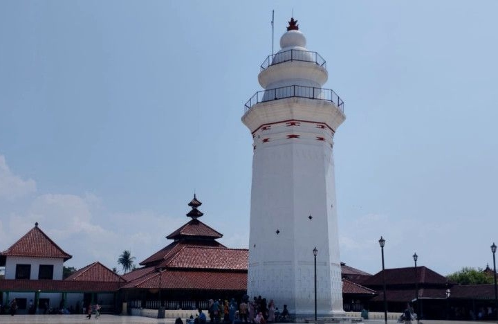 Komplek Masjid Agung Banten tujuan wisata religi di bulan Muharram