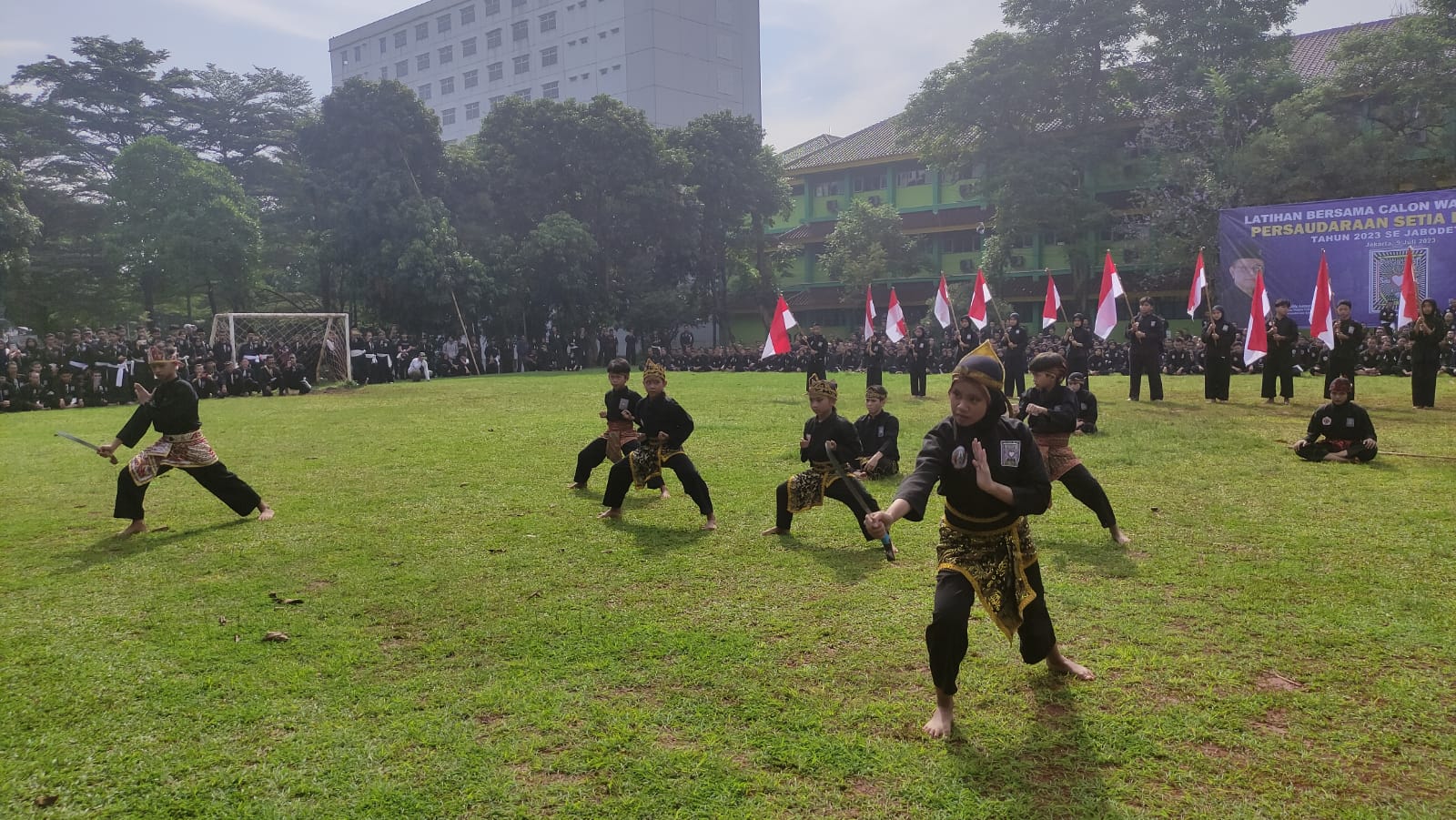 Ribuan pesilat gelar latihan gabungan di Jaktim Ribuan pesilat gelar latihan gabungan di Jaktim