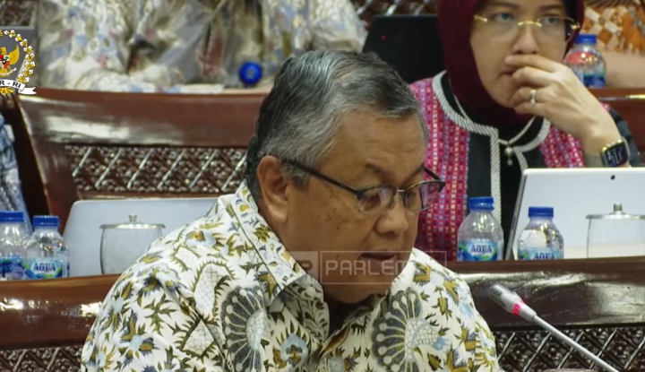 BI targetkan 45 juta pengguna QRIS pada 2023 BI targetkan 45 juta pengguna QRIS pada 2023