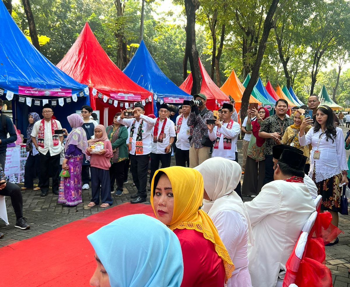 Bazar dengan peserta terbanyak di Jaktim raih Rekor MURI
