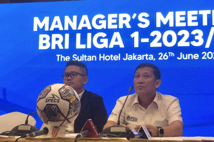 PT LIB akan tingkatkan sanksi soal penyalaan flare PT LIB akan tingkatkan sanksi soal penyalaan flare