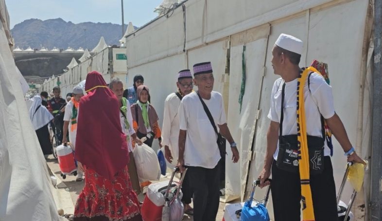 Jamaah haji Indonesia mulai tinggalkan tenda Mina kembali ke hotel